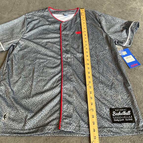 NBA Basketball Jersey Classic Gray Red Short Sleeve Button Front Mens Size Large - Picture 6 of 11